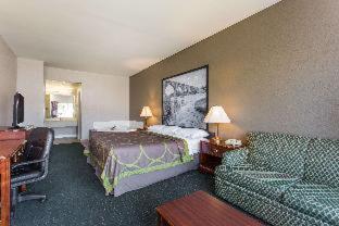 Super 8 by Wyndham Petersburg Motel Værelse billede